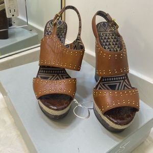 Jessica Simpson Wedges